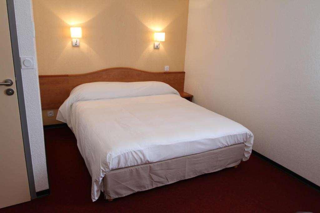 Brit Hotel Confort Villeneuve Sur Lot Bias  Bilik gambar